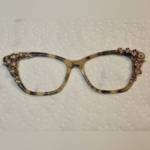 Custom Designed Topper For Pair Eyewear - WANDA